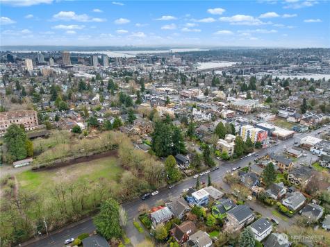 4616 Meridian Avenue N Seattle WA 98103