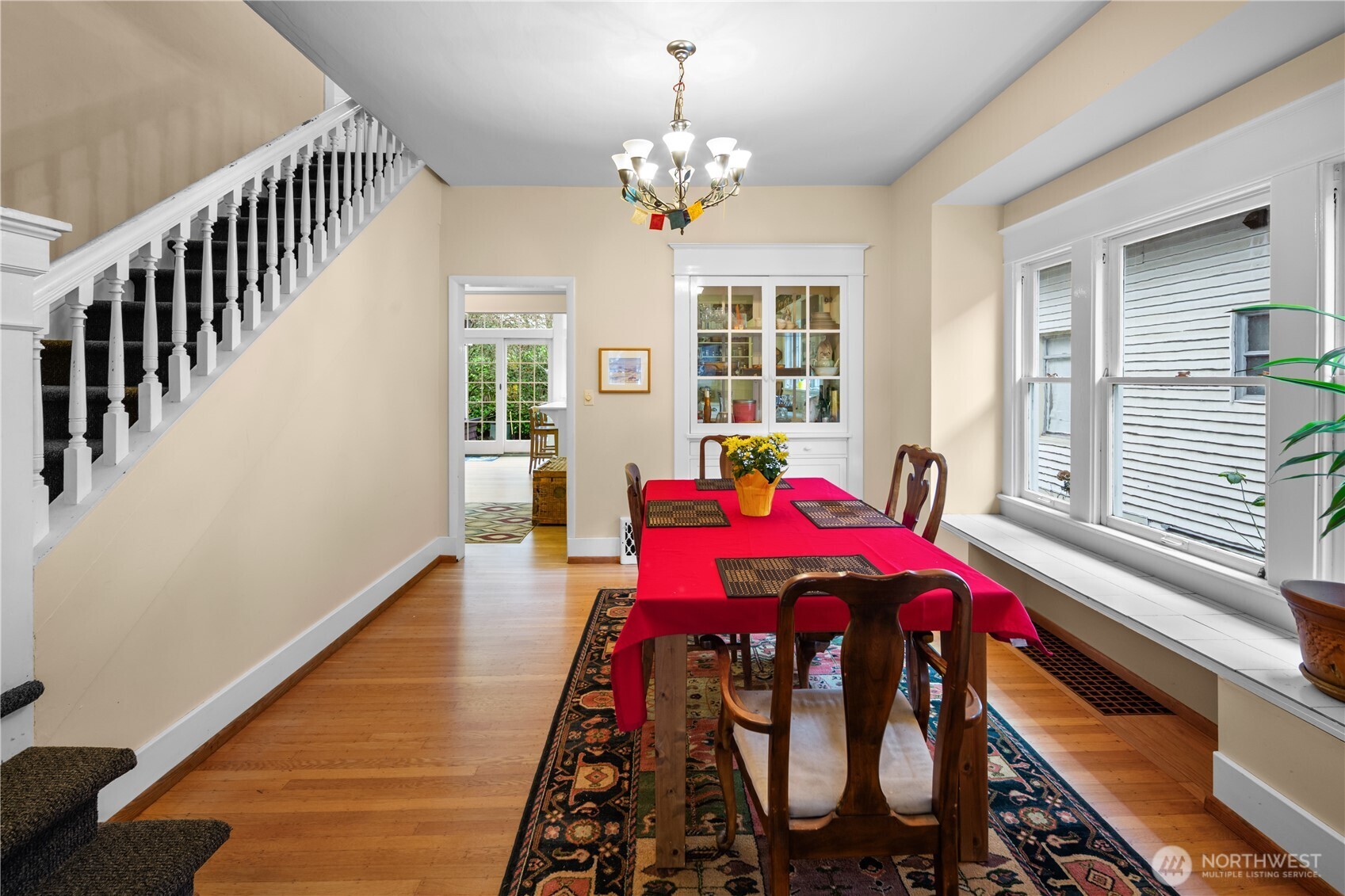 4616 Meridian Avenue N Seattle WA 98103