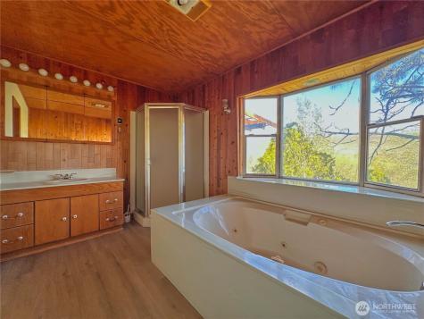 284 Monse Bridge Road Brewster WA 98812