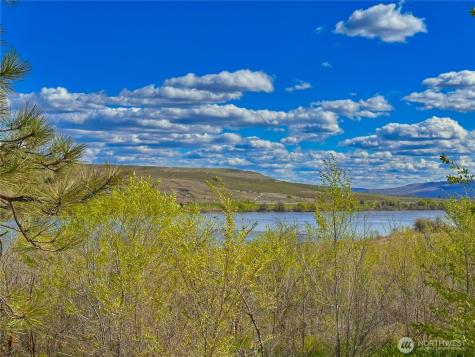 284 Monse Bridge Road Brewster WA 98812