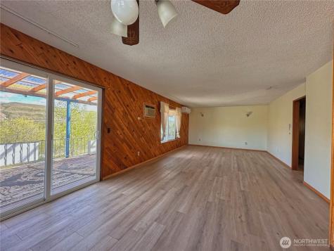 284 Monse Bridge Road Brewster WA 98812