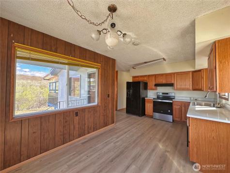 284 Monse Bridge Road Brewster WA 98812