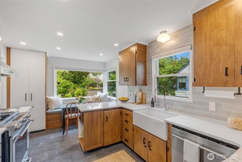 3811 39th Avenue S Seattle WA 98118