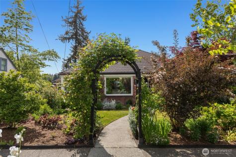 3811 39th Avenue S Seattle WA 98118