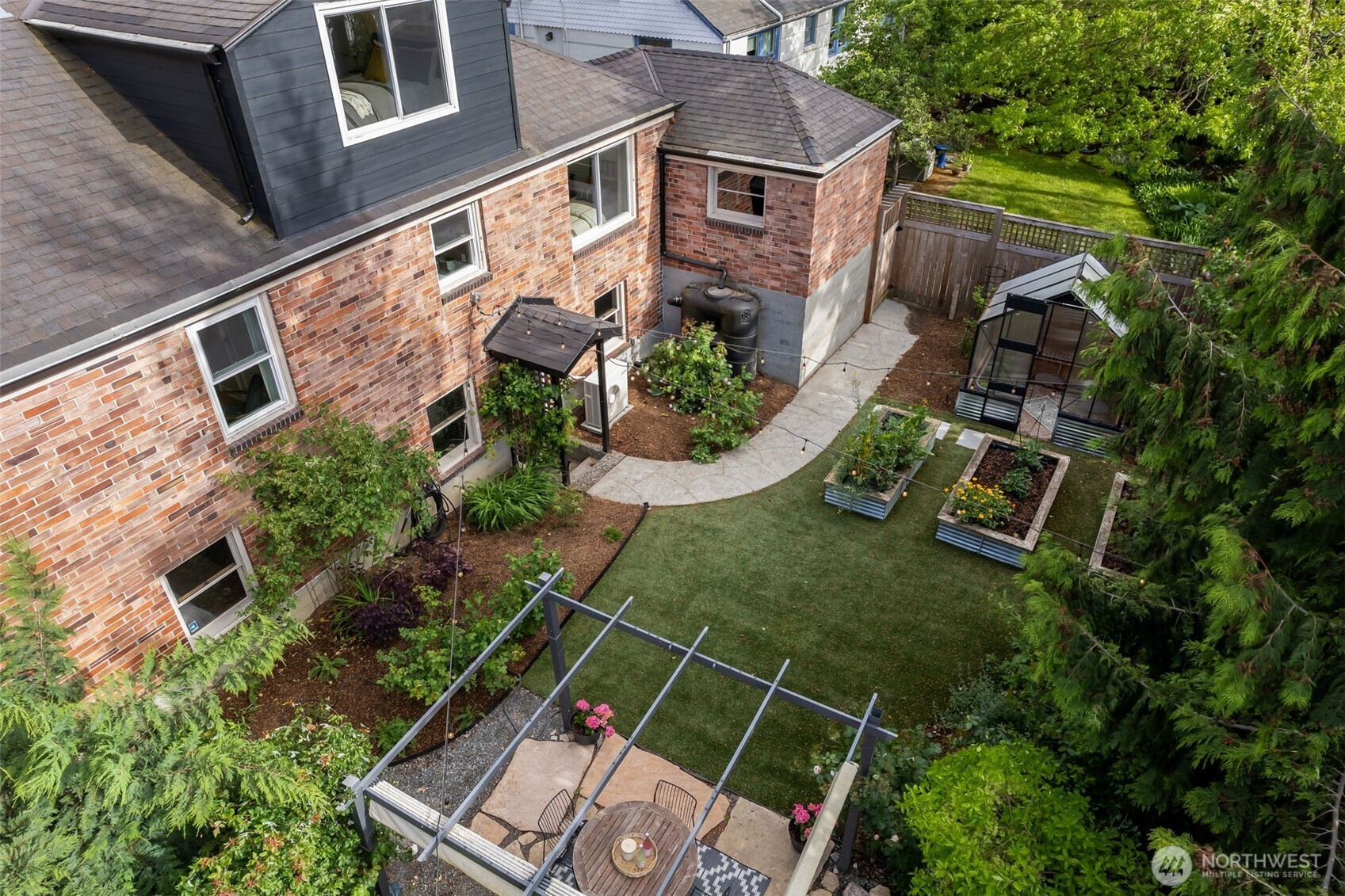 3811 39th Avenue S Seattle WA 98118