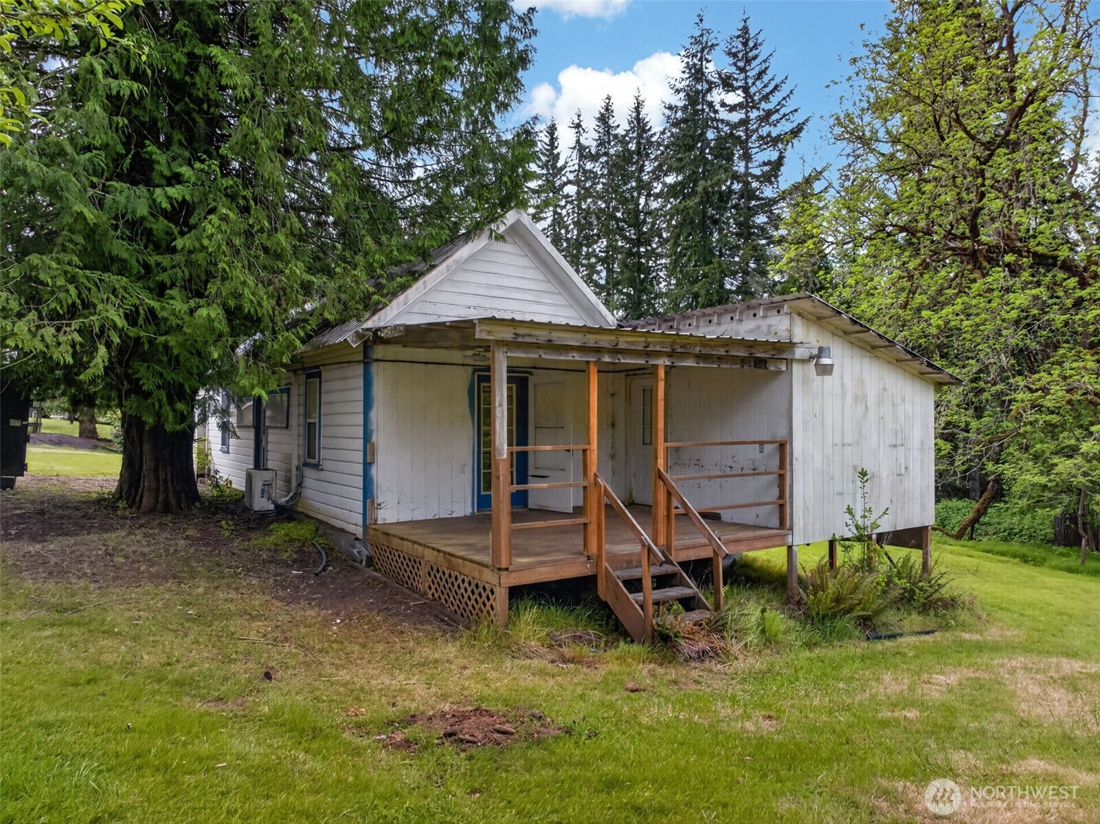 943 Fall Creek Road Longview WA 98632