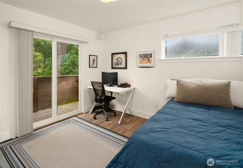 2820 27th Avenue W Seattle WA 98199