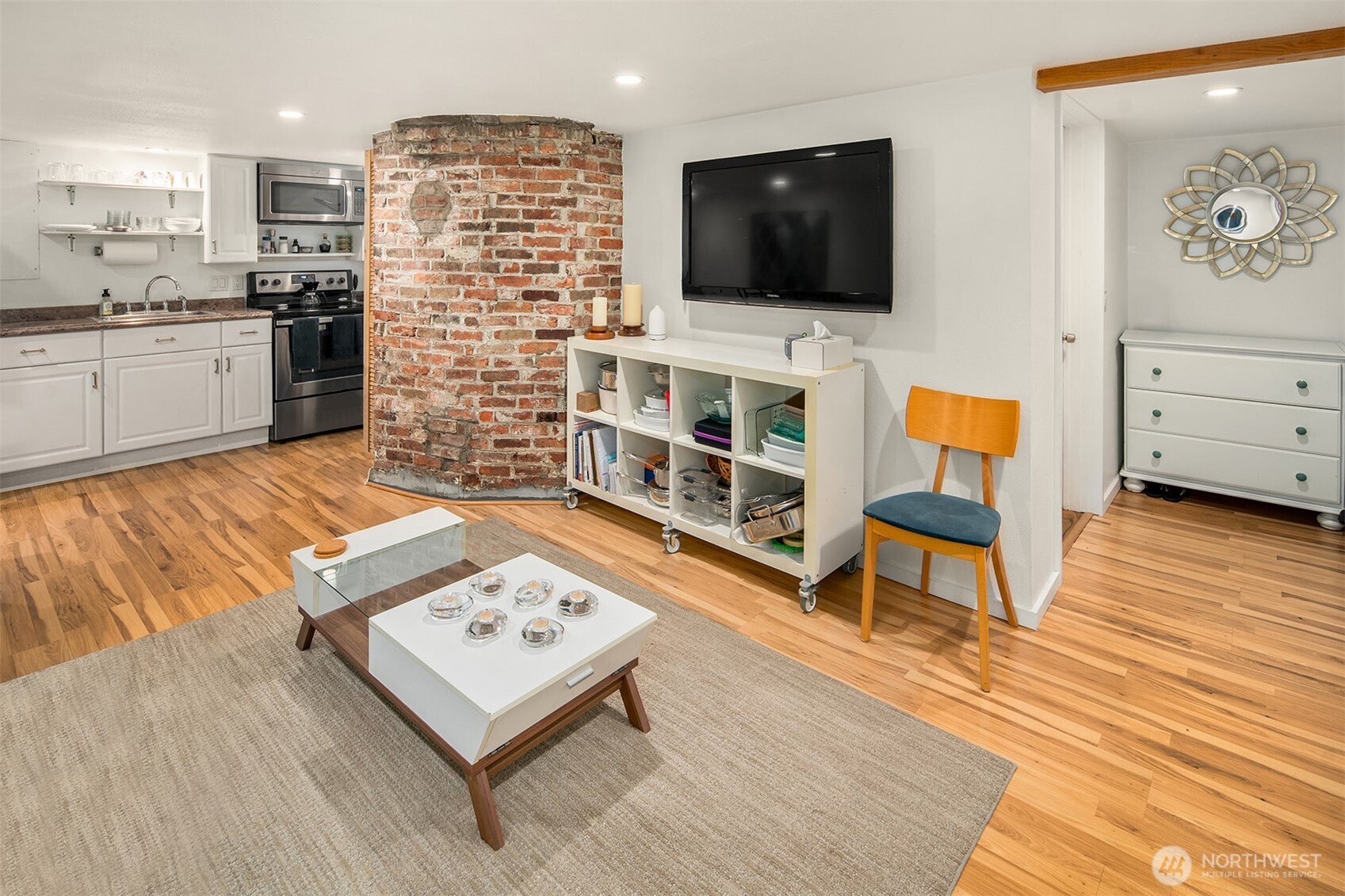 2820 27th Avenue W Seattle WA 98199