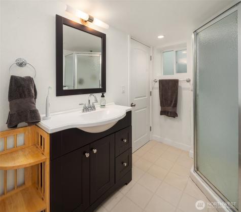 2820 27th Avenue W Seattle WA 98199