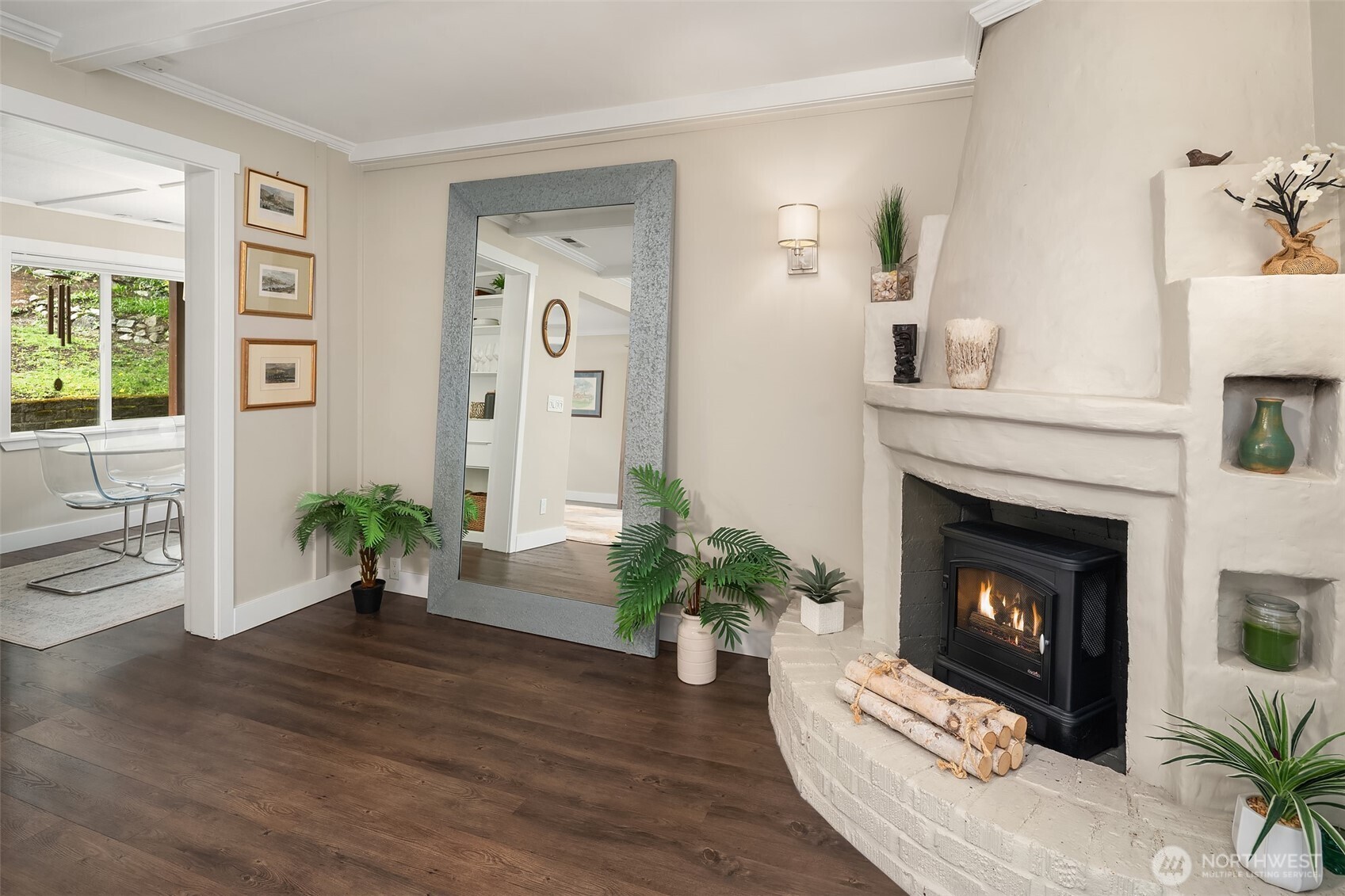 2820 27th Avenue W Seattle WA 98199