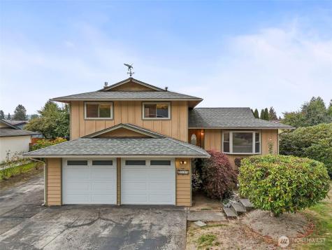 1709 Riverview Auburn WA 98002