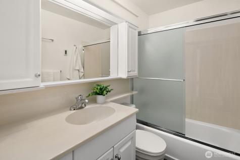 17420 54th Place W Lynnwood WA 98037
