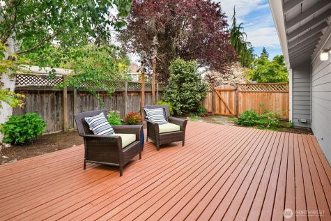 17420 54th Place W Lynnwood WA 98037