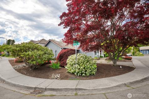 17420 54th Place W Lynnwood WA 98037