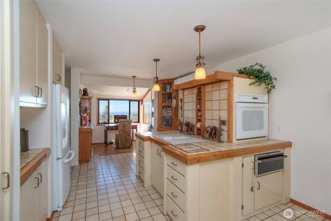 1633 E 5th Street Port Angeles WA 98362