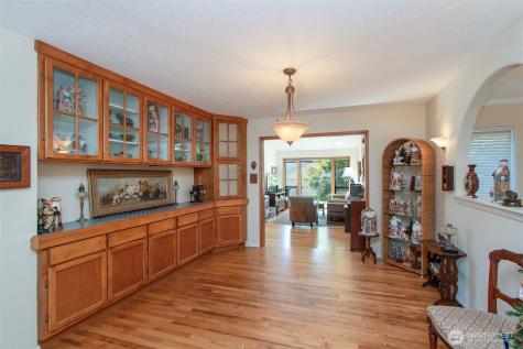 1633 E 5th Street Port Angeles WA 98362
