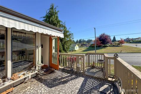 1633 E 5th Street Port Angeles WA 98362