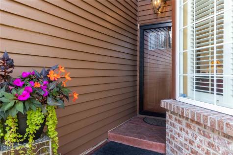 1512 Tara Street Kelso WA 98626