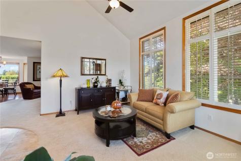 1512 Tara Street Kelso WA 98626