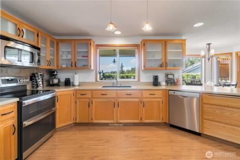 1512 Tara Street Kelso WA 98626