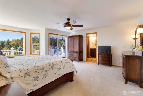 1512 Tara Street Kelso WA 98626