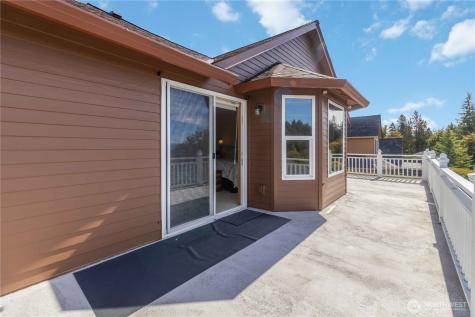 1512 Tara Street Kelso WA 98626
