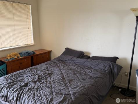 1259 Northlake Way NW Bremerton WA 98312