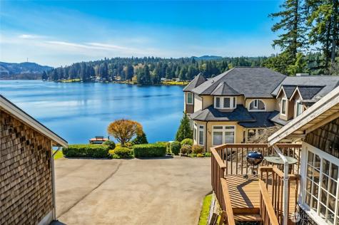 1259 Northlake Way NW Bremerton WA 98312