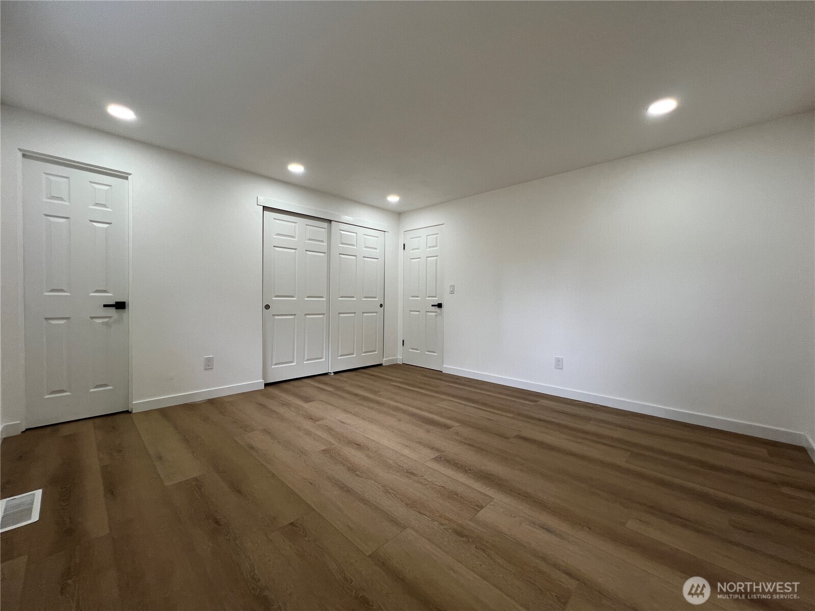 6716 Mount Tacoma Drive SW Lakewood WA 98499