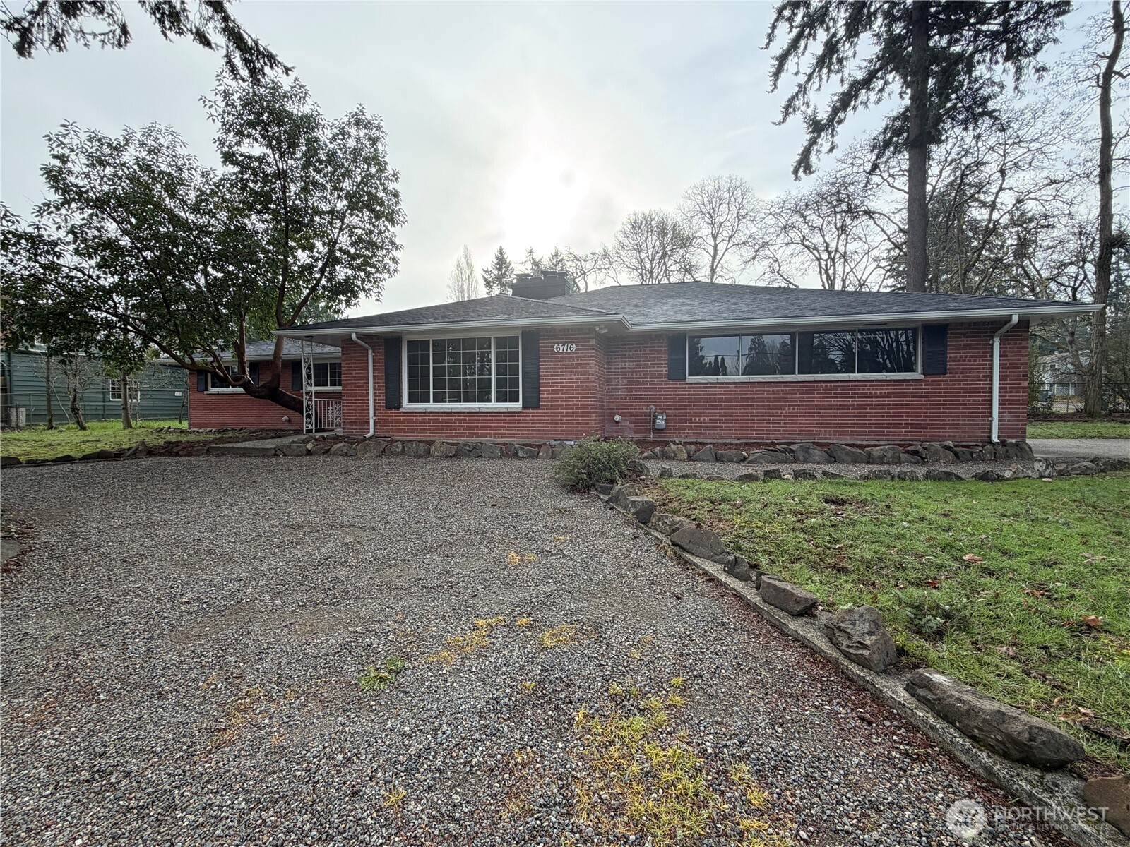 6716 Mount Tacoma Drive SW Lakewood WA 98499