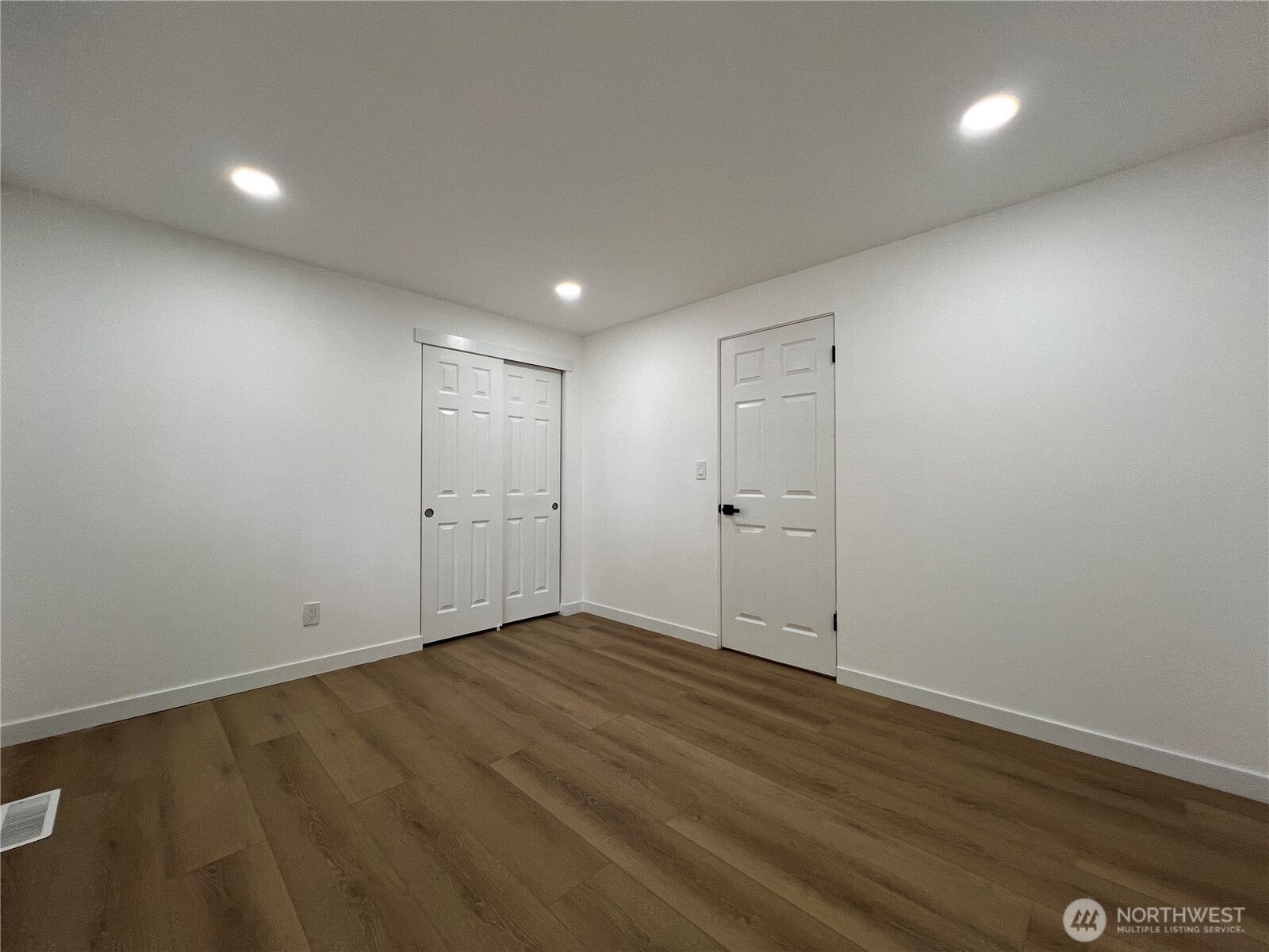 6716 Mount Tacoma Drive SW Lakewood WA 98499