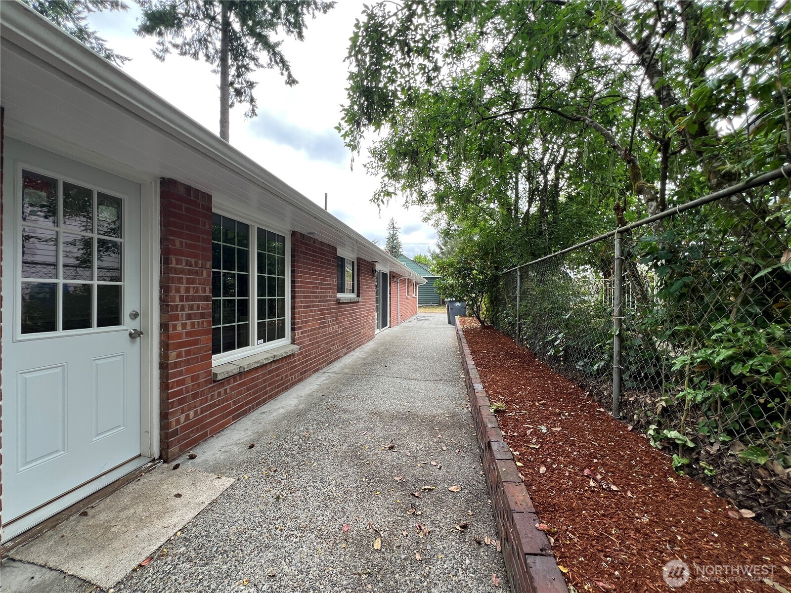 6716 Mount Tacoma Drive SW Lakewood WA 98499