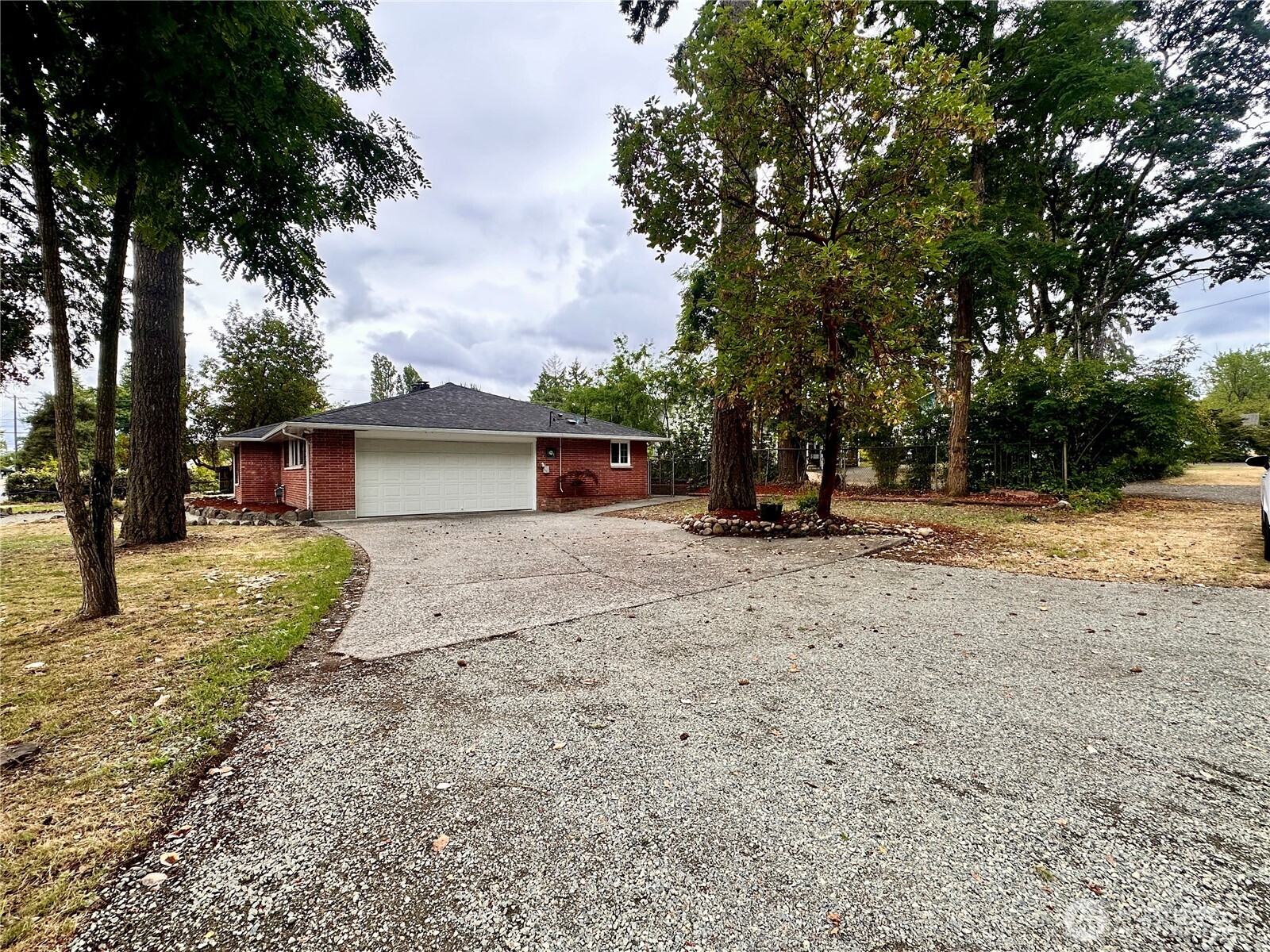 6716 Mount Tacoma Drive SW Lakewood WA 98499