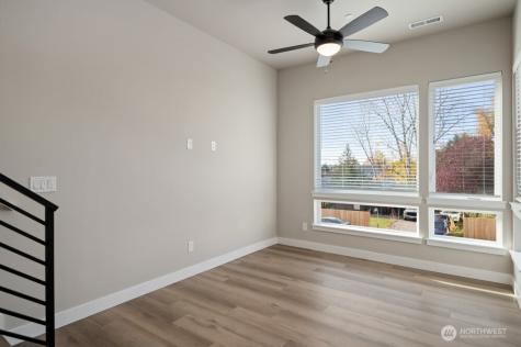 6613 S 128th Street Seattle WA 98178
