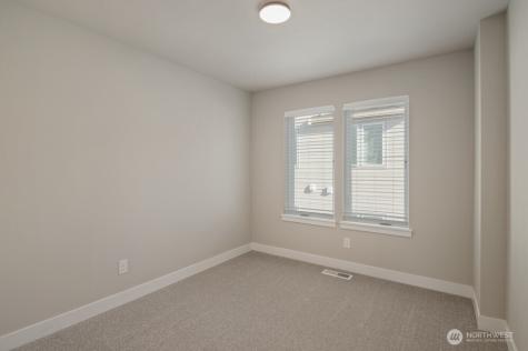 6613 S 128th Street Seattle WA 98178