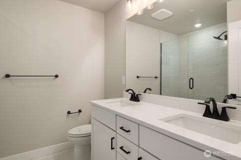6613 S 128th Street Seattle WA 98178