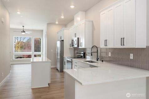 6613 S 128th Street Seattle WA 98178