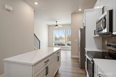 6613 S 128th Street Seattle WA 98178