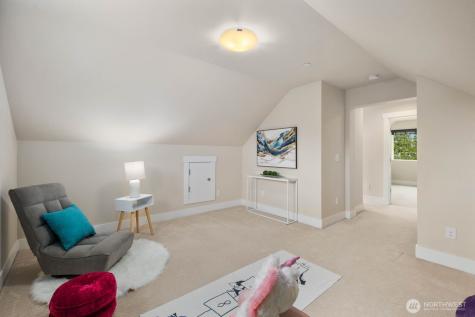 20420 5th Avenue W Lynnwood WA 98036