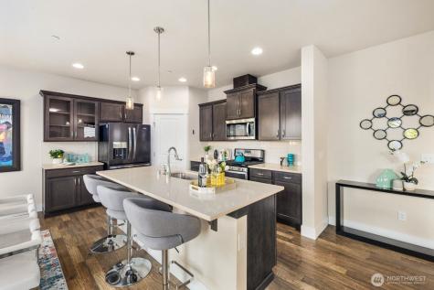 20420 5th Avenue W Lynnwood WA 98036