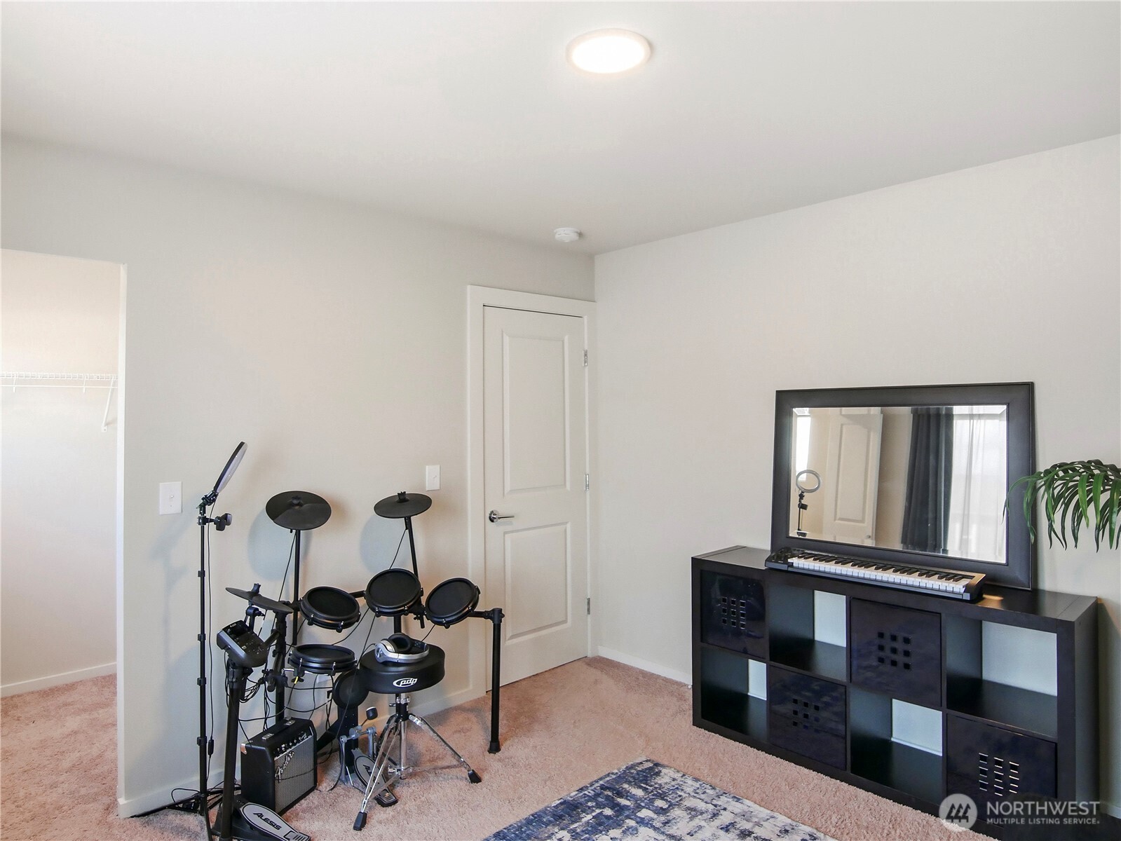 32749 Maple Avenue SE Black Diamond WA 98010