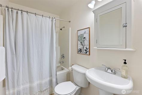 9826 May Ranch Lane SW Port Orchard WA 98367