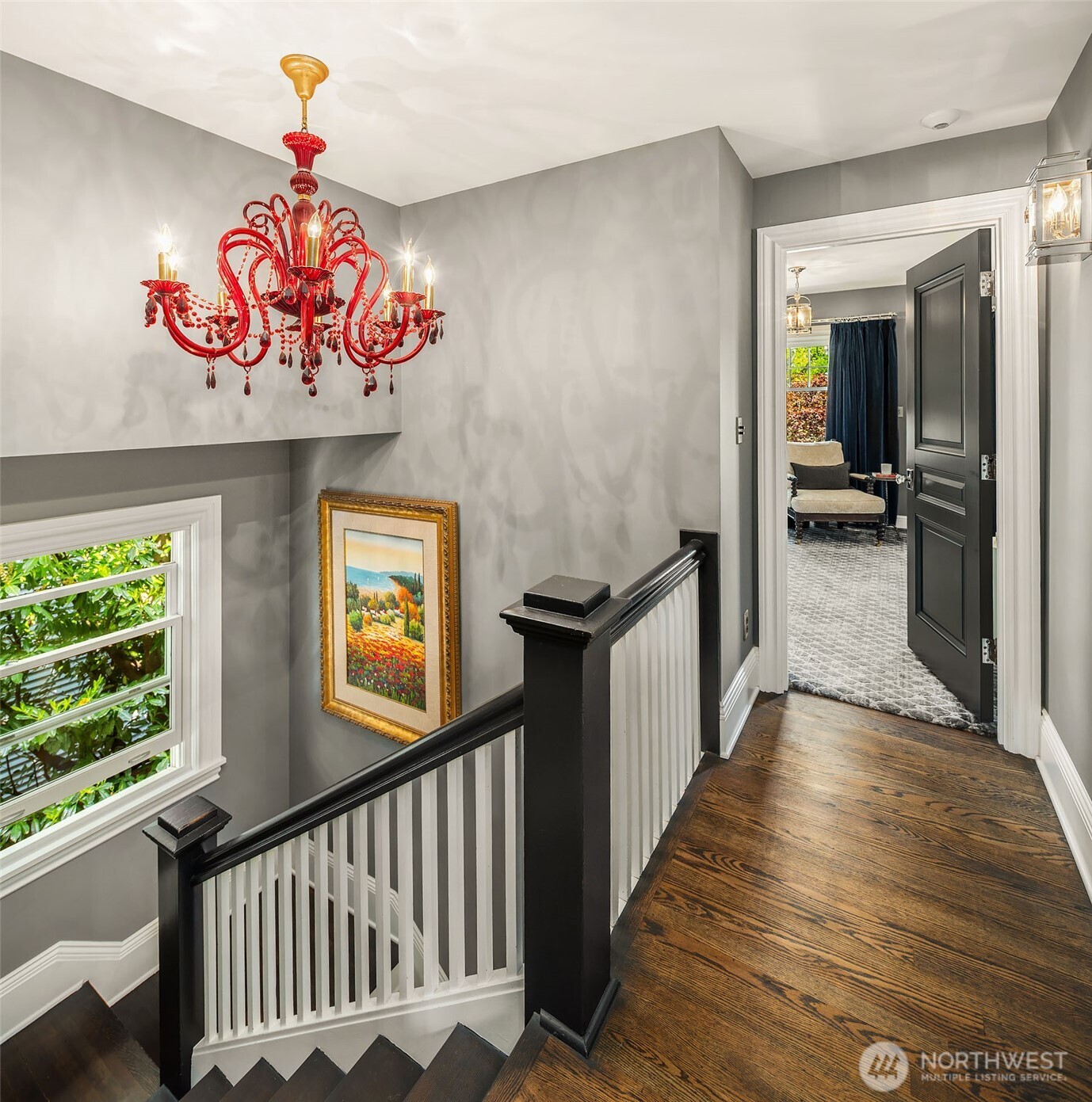 2833 10th Avenue E Seattle WA 98102