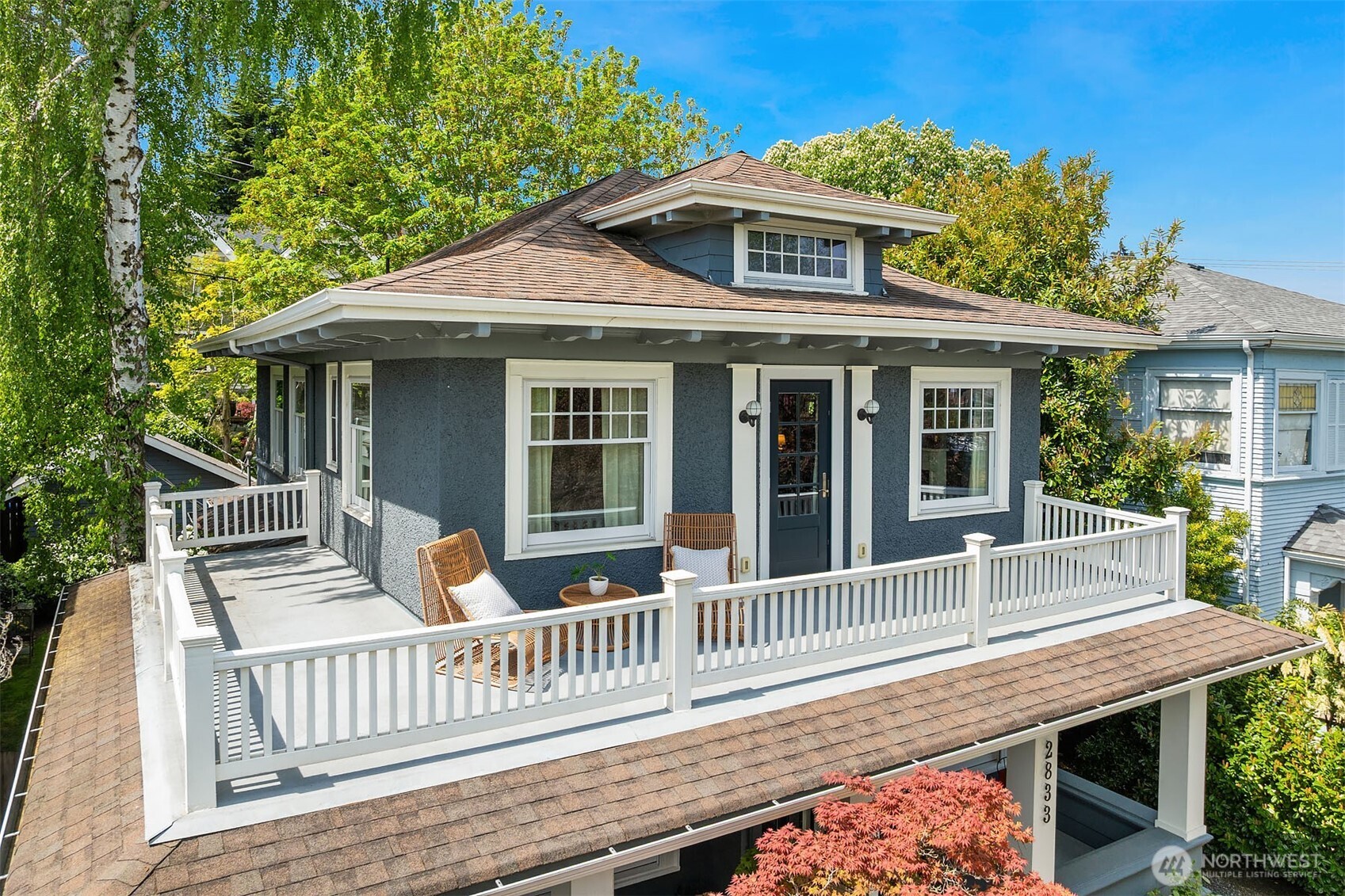 2833 10th Avenue E Seattle WA 98102