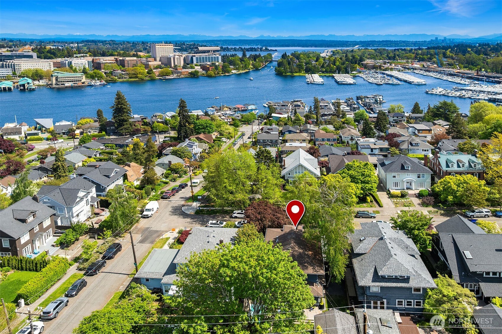 2833 10th Avenue E Seattle WA 98102