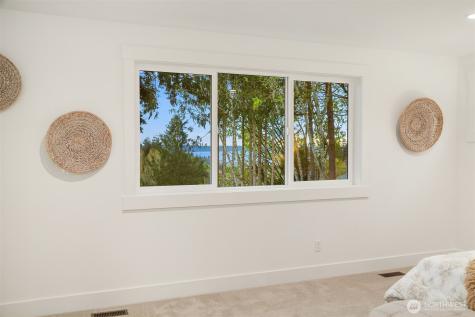 22214 98th Avenue W Edmonds WA 98020