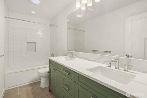 22214 98th Avenue W Edmonds WA 98020