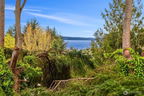 22214 98th Avenue W Edmonds WA 98020