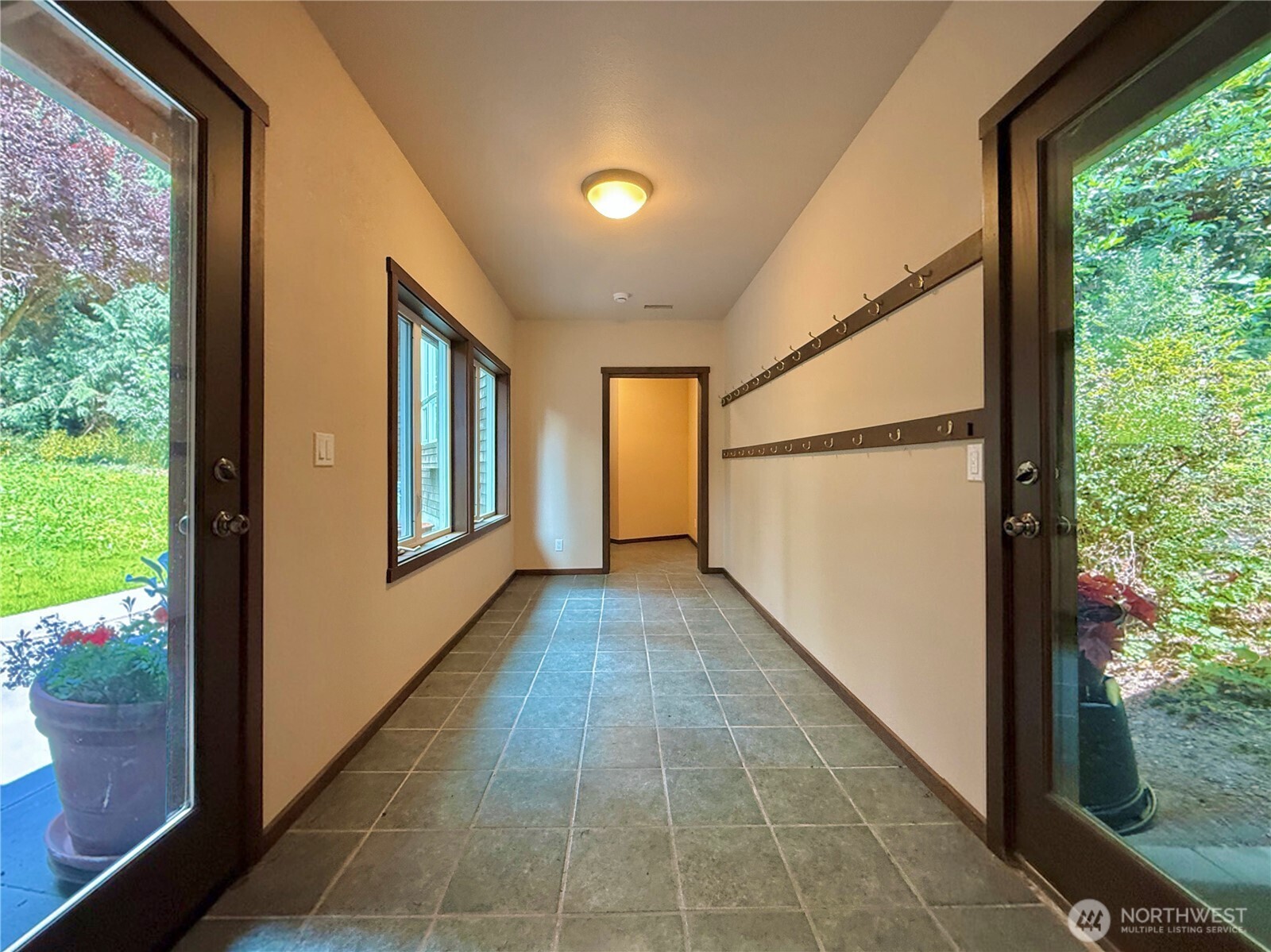 6132 NE Carlin Court Kingston WA 98346