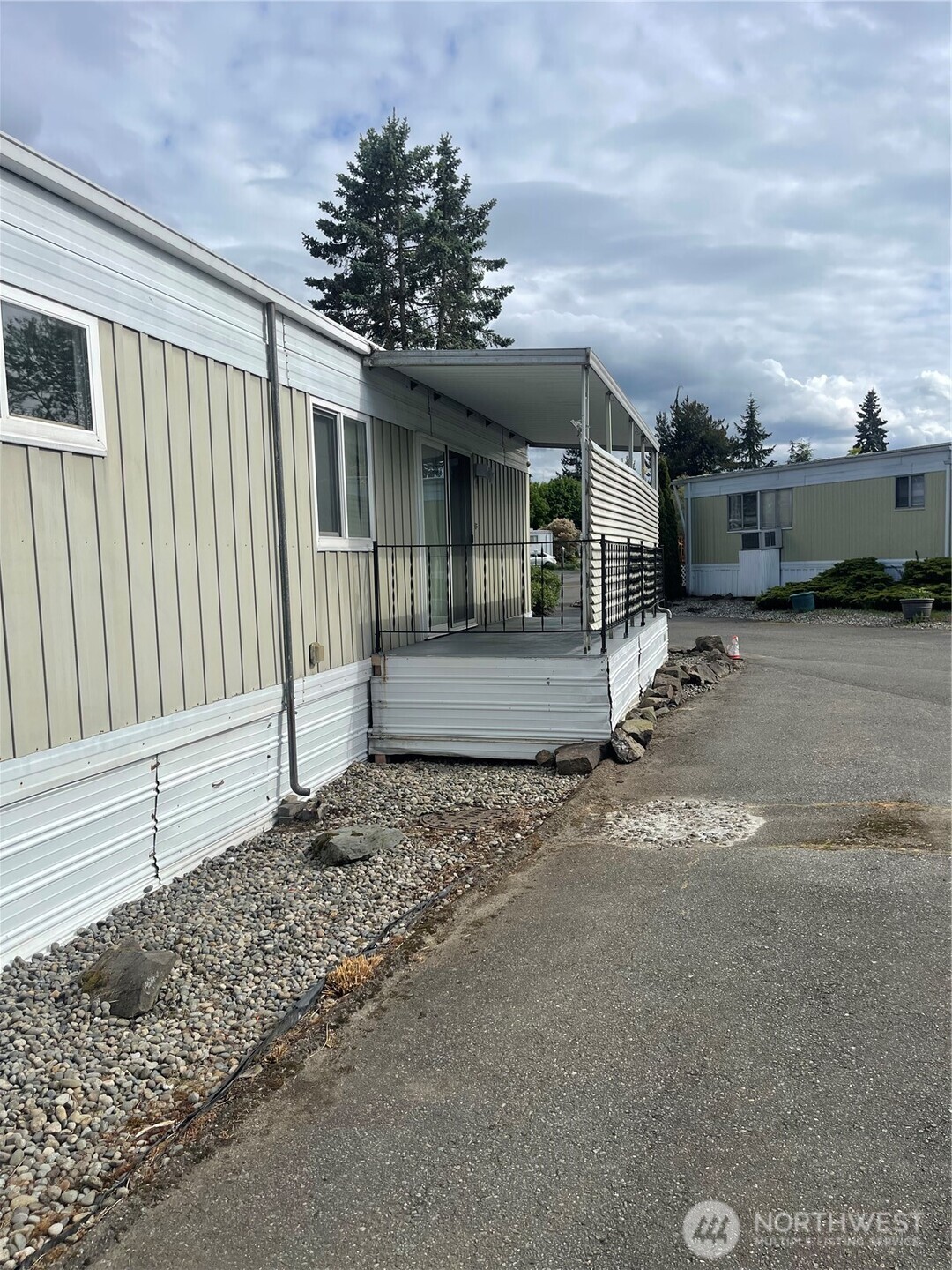 13320 Highway 99 Everett WA 98204